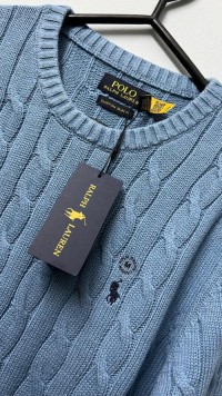 Men's Round neck cable Sweater